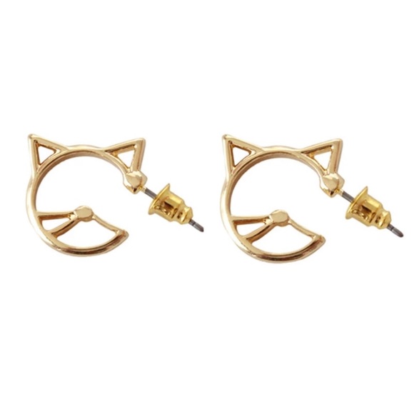 🎄{$firm}{last pair} Gold Toned Kitty Earrings🎄 - Picture 2 of 5